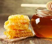 Безопасен ли для ребенка мед?
